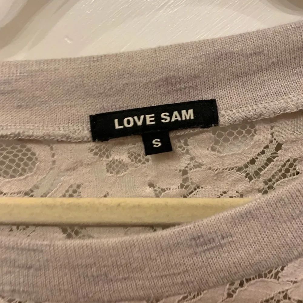 Love Sam Pullover - Picture 4 of 4